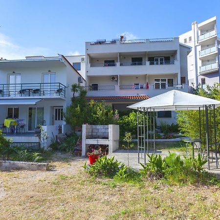 Meri Apartments - Puharic Макарська Екстер'єр фото