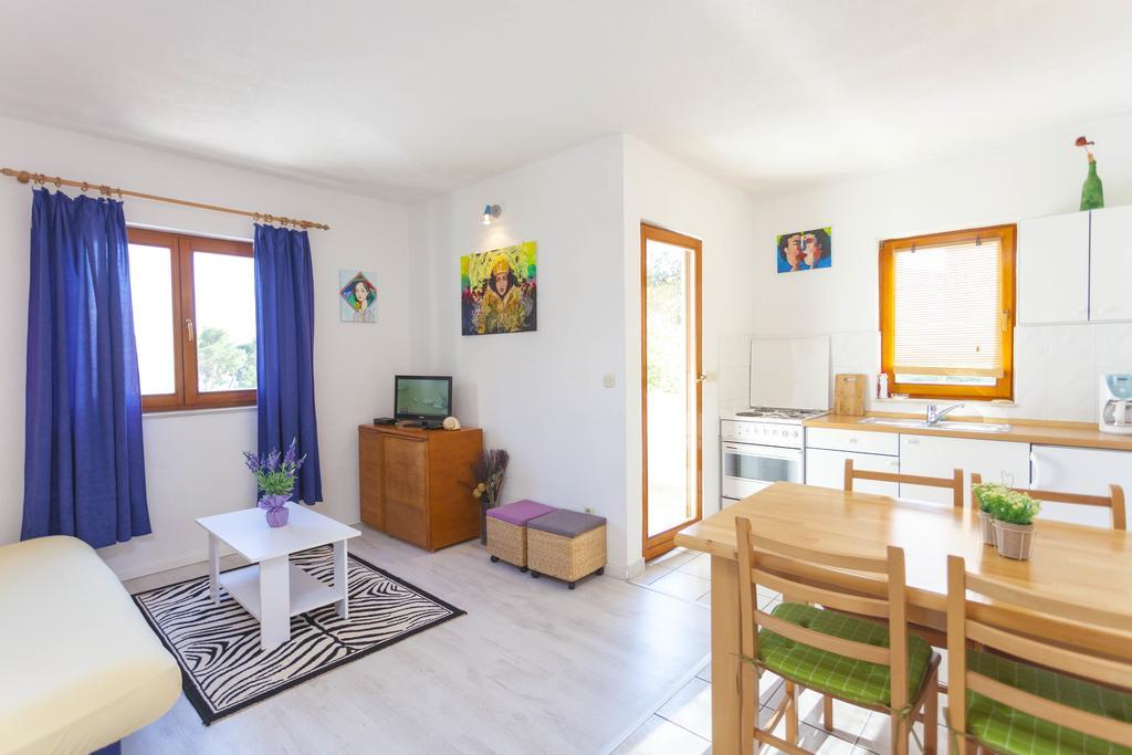Meri Apartments - Puharic Макарська Номер фото