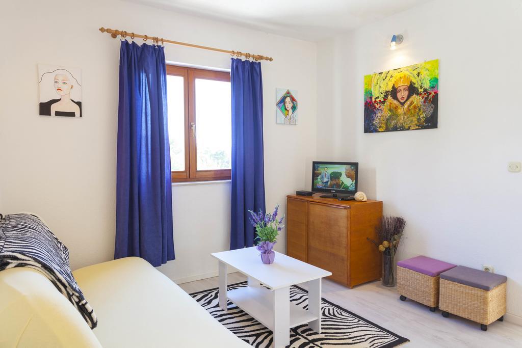 Meri Apartments - Puharic Макарська Номер фото