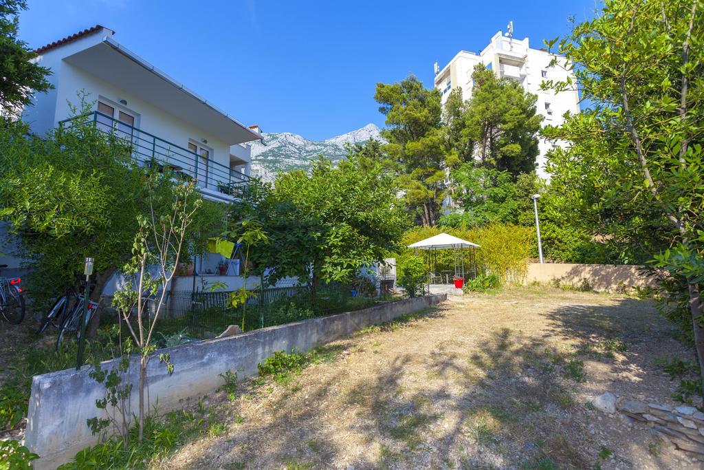 Meri Apartments - Puharic Макарська Екстер'єр фото