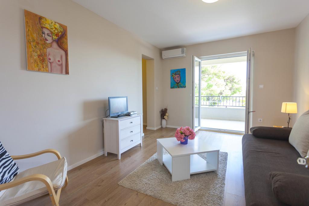 Meri Apartments - Puharic Макарська Номер фото
